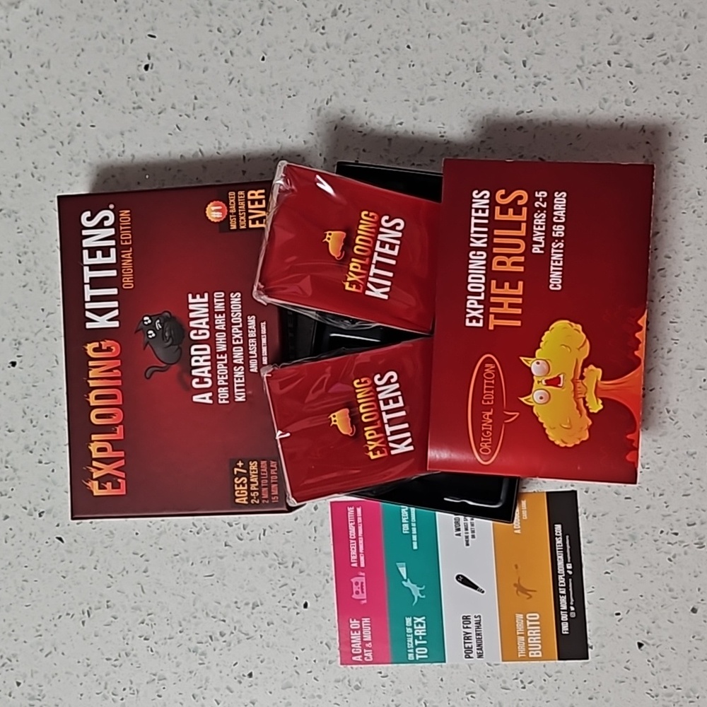 ✨️NWOT~Exploding Kittens Original Edition - Picture 3 of 8